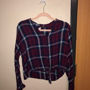 Large red/purple flannel shirt with tie